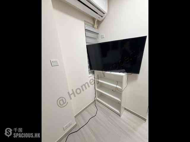 Causeway Bay - Po Wing Building Block 61-73 Lee Garden Road 03