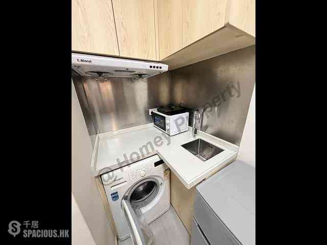 Causeway Bay - Po Wing Building Block 61-73 Lee Garden Road 06