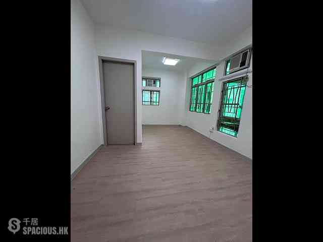Causeway Bay - Lok Sing Centre Block B 05