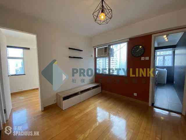 Soho - King Ho Building 01