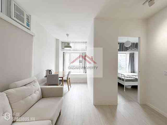 Shek Tong Tsui - Fortune Villa 02