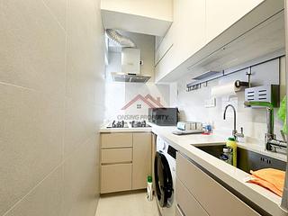 Shek Tong Tsui - Fortune Villa 04