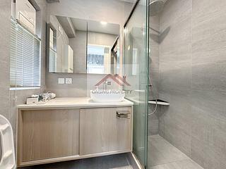 Shek Tong Tsui - Fortune Villa 06