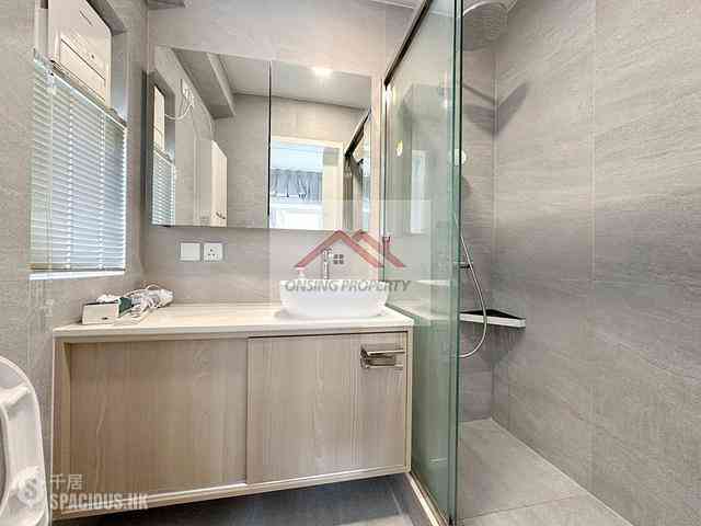 Shek Tong Tsui - Fortune Villa 06