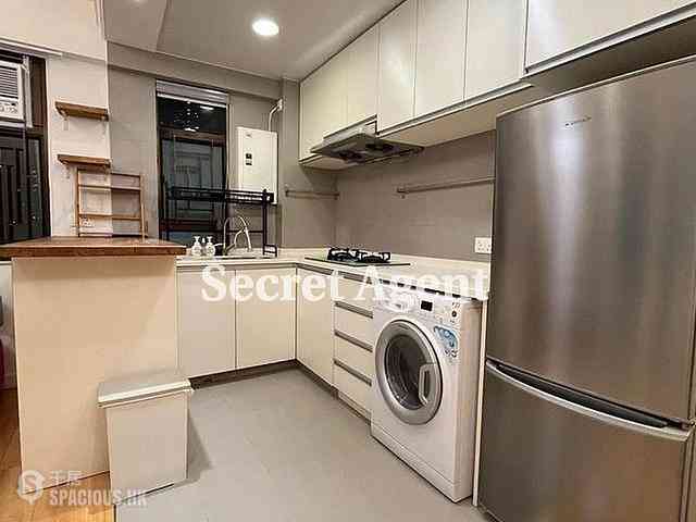 Sai Ying Pun - Golden Phoenix Court 03