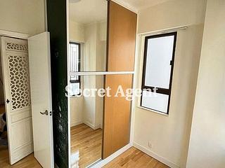 Sai Ying Pun - Golden Phoenix Court 05