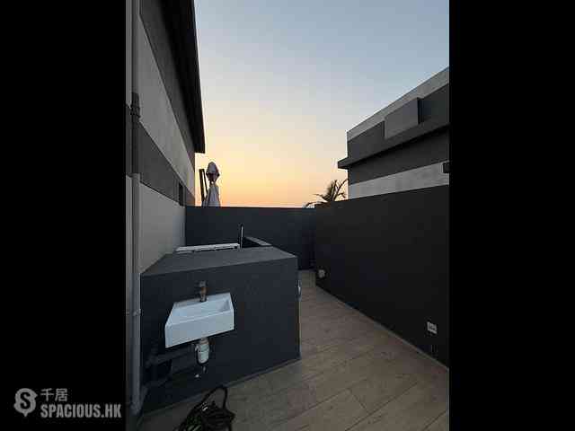 Gold Coast / So Kwun Wat - Oma Oma Tower 2A 02