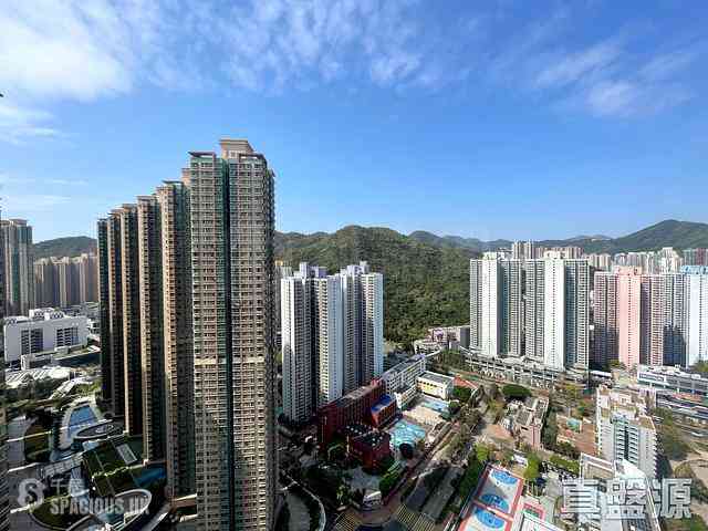 Tseung Kwan O - The Wings 01