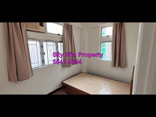 Sham Shui Po - Lee Tak Cheong Building 03