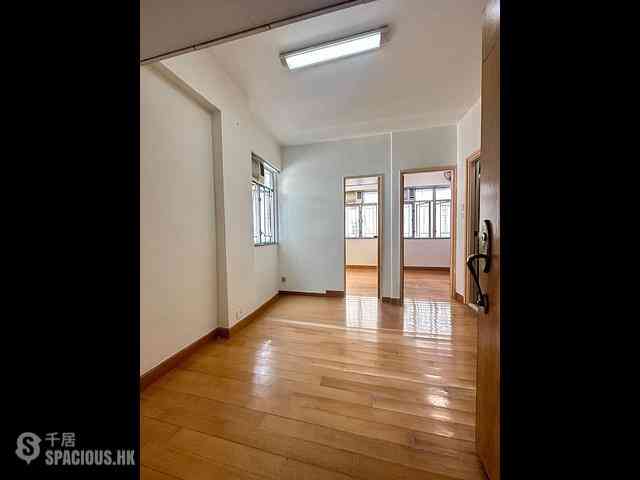 Kennedy Town - Jade Court 01