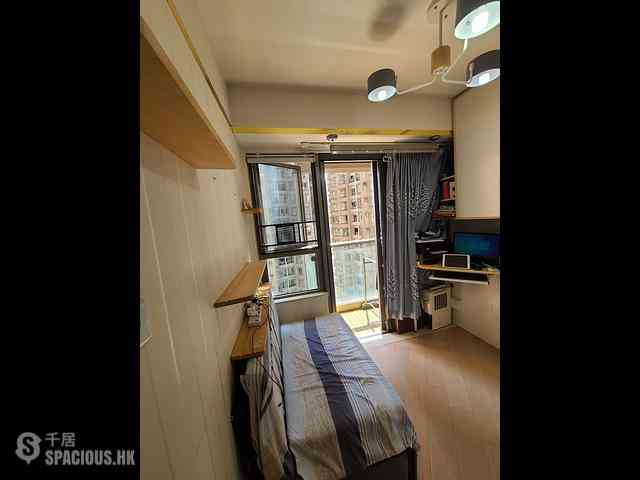 Hung Hom - Upper East 05