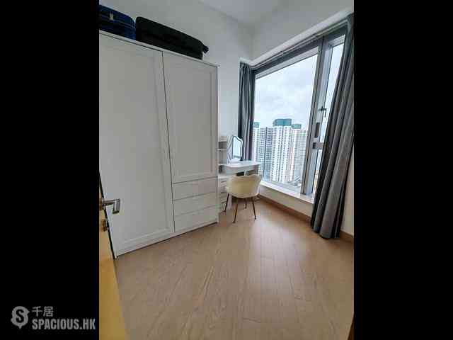 Tung Chung - Century Link Phase 2 Tower 1A 10