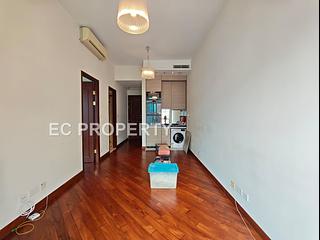 Wan Chai - The Avenue Phase 2 Block 1 05