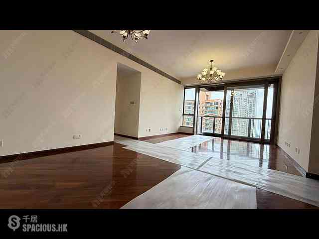 Tai Hang - The Signature 01
