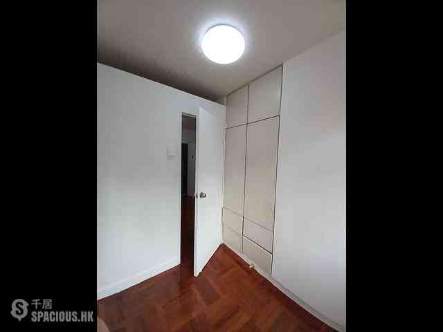 Sheung Wan - Midland Centre Block A 04