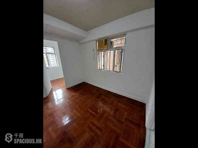 Sheung Wan - Midland Centre Block A 08