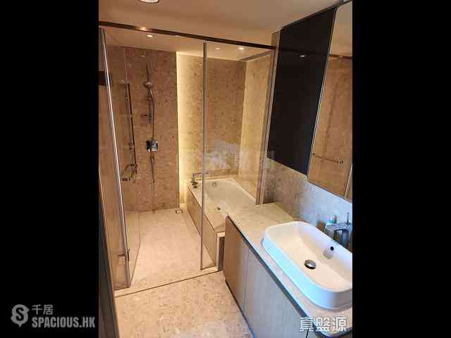 Shau Kei Wan - Island Garden 02