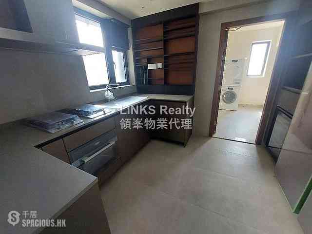 Pok Fu Lam - Victoria Coast Block A 06