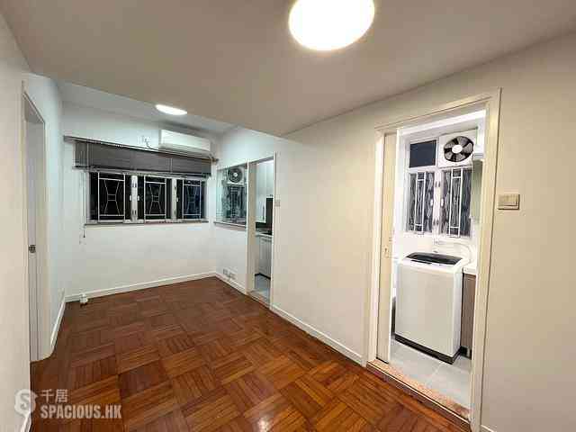 Wan Chai - Bo Fung Mansion 02