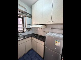 Wan Chai - Yen Men Building 05