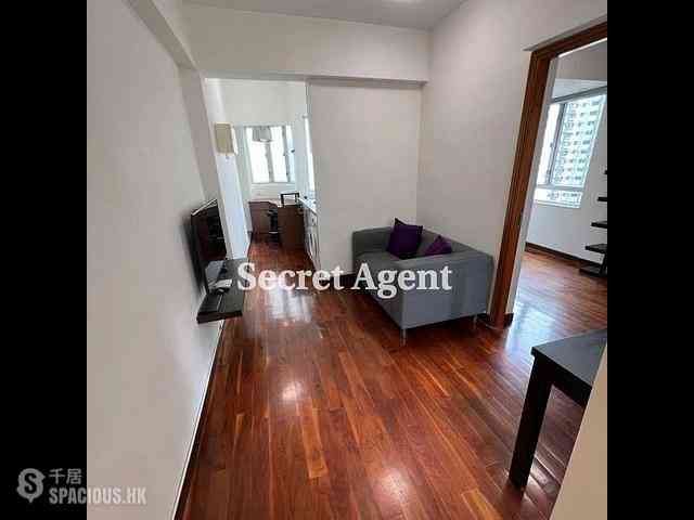 Mid Levels Central - Rich Court 04