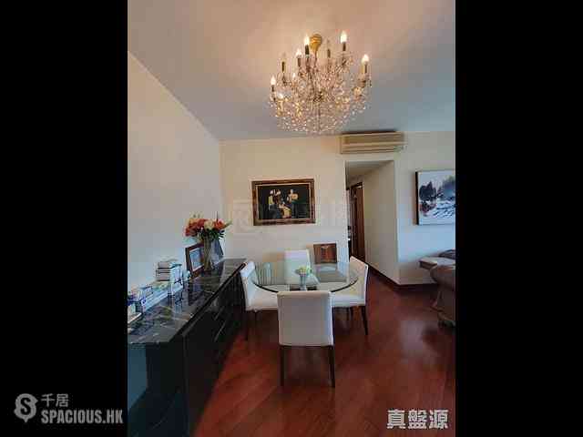West Kowloon - The Arch Moon Tower (Block 2A) 04