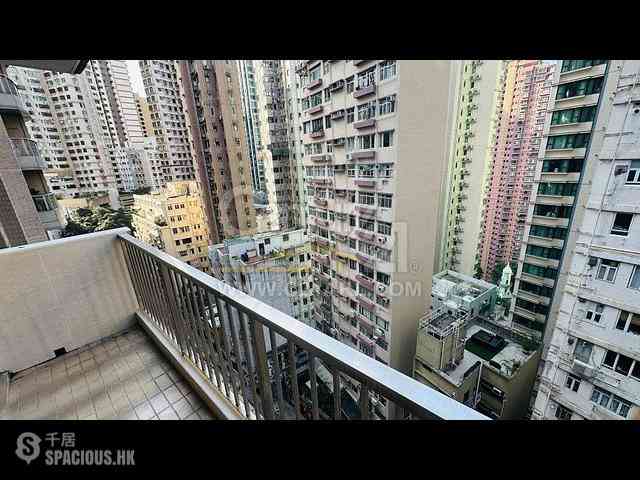 Mid Levels Central - Right Mansion 01