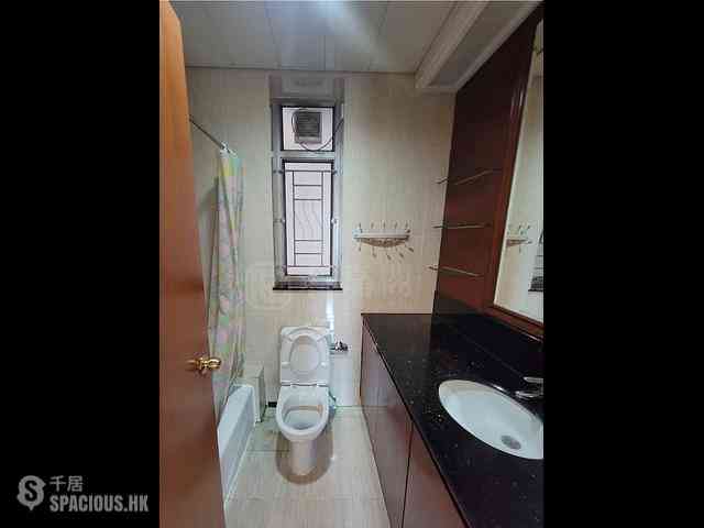 West Kowloon - Sorrento Phase 2 Block 2 04