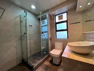 Mid Levels Central - Robinson Heights Block 2 04