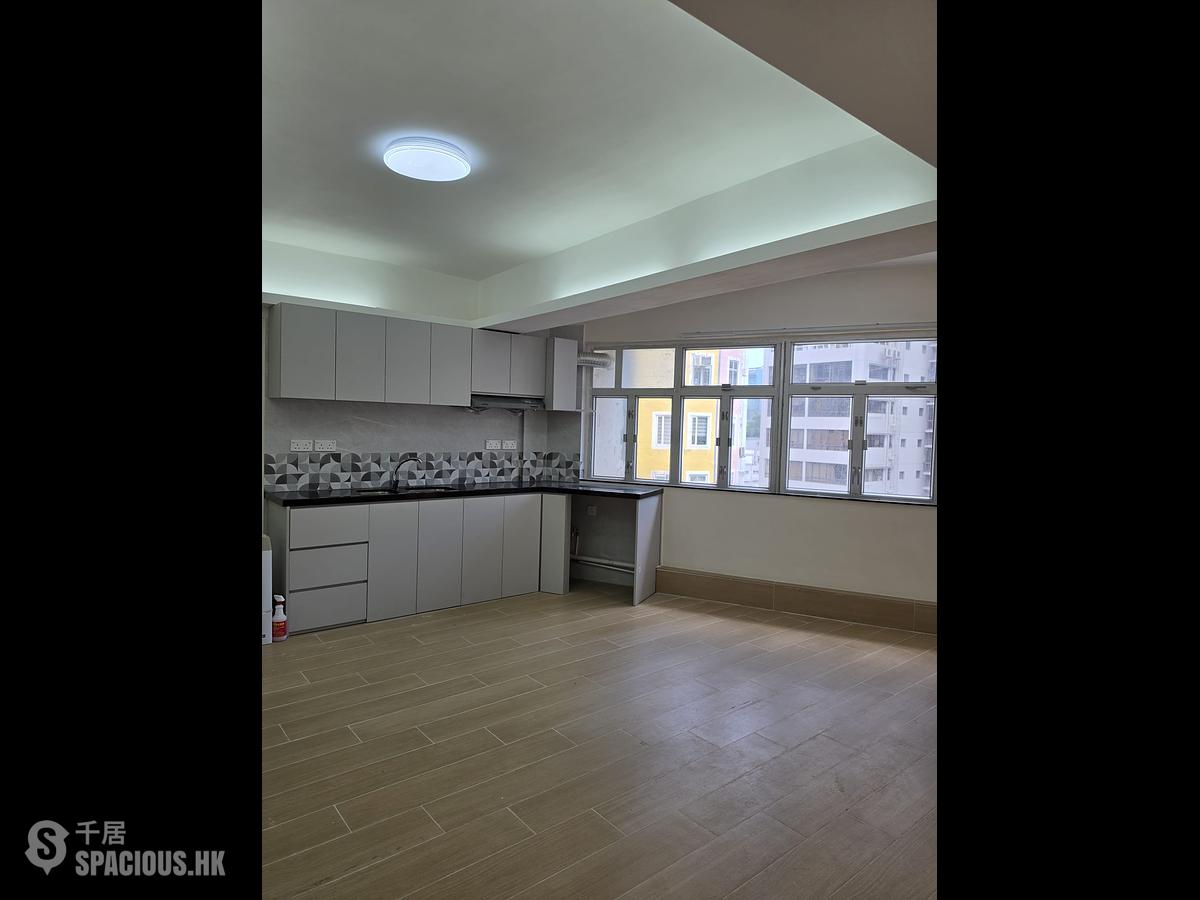 Wan Chai - Senior Building 01