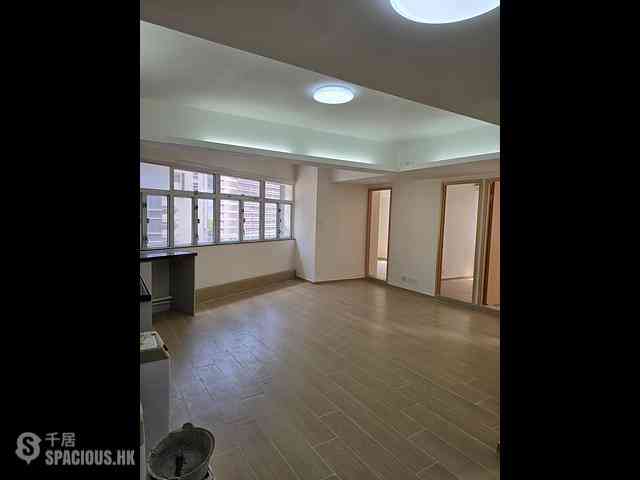 Wan Chai - Senior Building 02