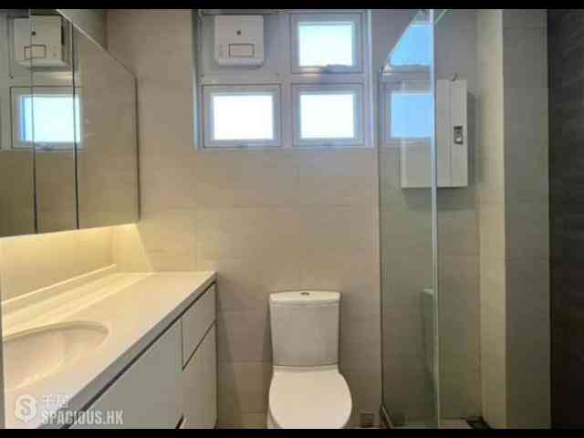 Pok Fu Lam - 18-24, Bisney Road 07