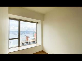 Sai Ying Pun - Island Crest Block 1 06