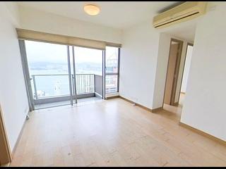 Sai Ying Pun - Island Crest Block 1 03