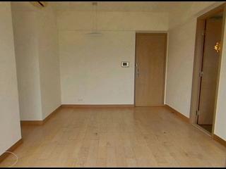 Sai Ying Pun - Island Crest Block 1 04