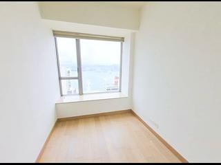 Sai Ying Pun - Island Crest Block 1 08