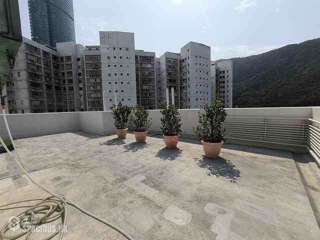 Stubbs Road - Evergreen Villa 12