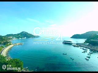 Stanley - Stanley Beach Villa 02