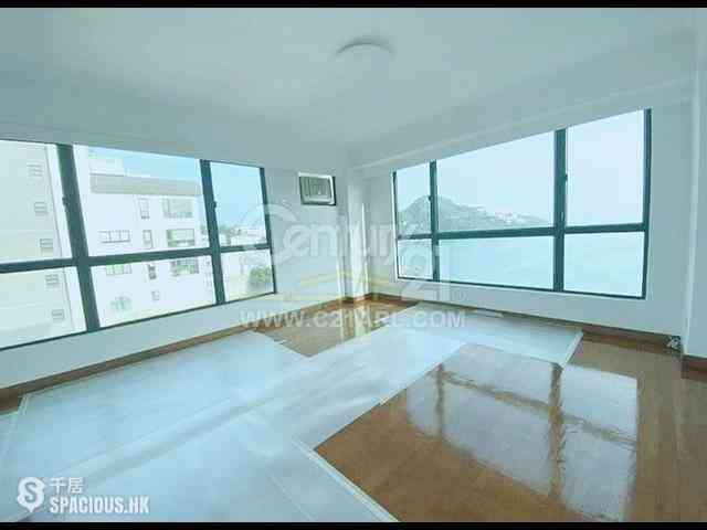 Stanley - Stanley Beach Villa 03