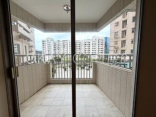 Pok Fu Lam - Baguio Villa 02