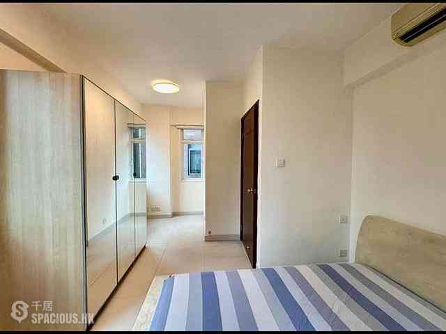 Sai Ying Pun - Golden Phoenix Court 08