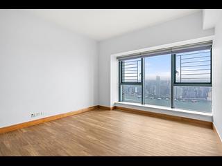 West Kowloon - The Harbourside 10