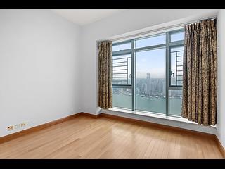 West Kowloon - The Harbourside 14