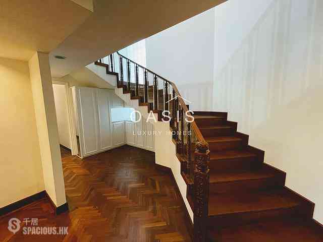 Shouson Hill - Henredon Court 03