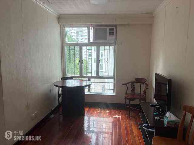 Quarry Bay - Nan Fung Sun Chuen Block 3 01