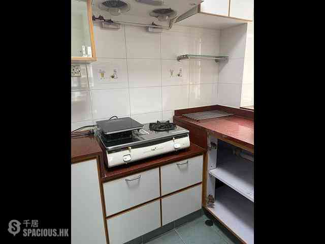 Quarry Bay - Nan Fung Sun Chuen Block 3 04