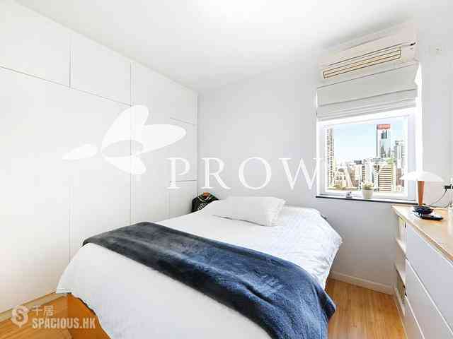 Stubbs Road - Miramar Villa 05
