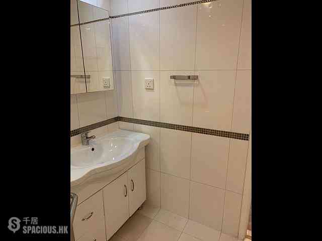 Sheung Wan - 185, Wing Lok Street 02