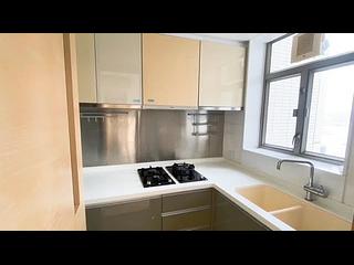 Sai Ying Pun - Island Crest Block 1 05