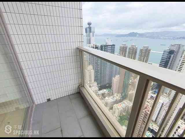 Sai Ying Pun - Island Crest Block 1 02